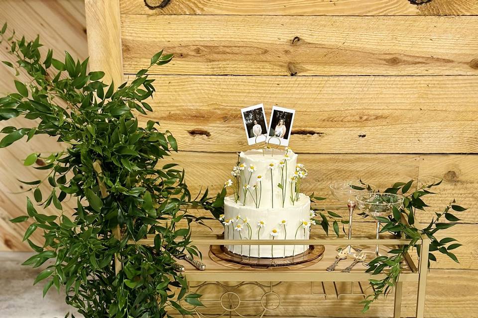 Greenery cake cart