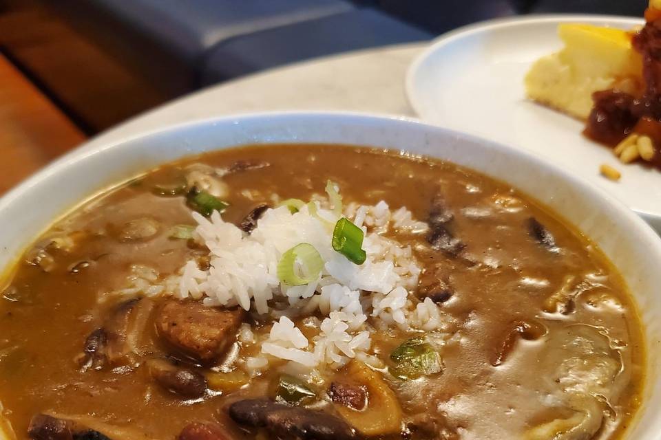 NEW ORLEANS STYLE GUMBO