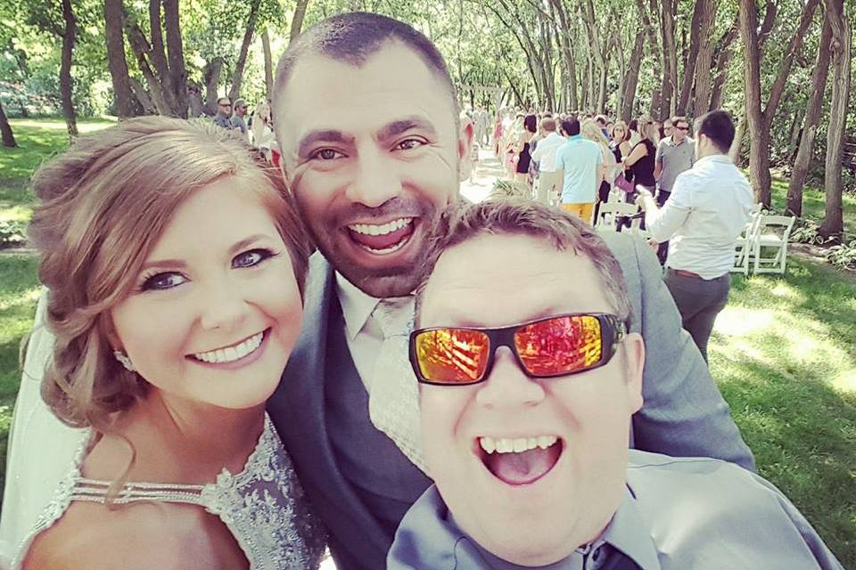 A wedding day selfie