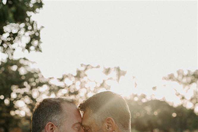 Sweet embrace in Sand Springs