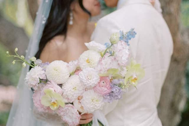 Lovelia Floral