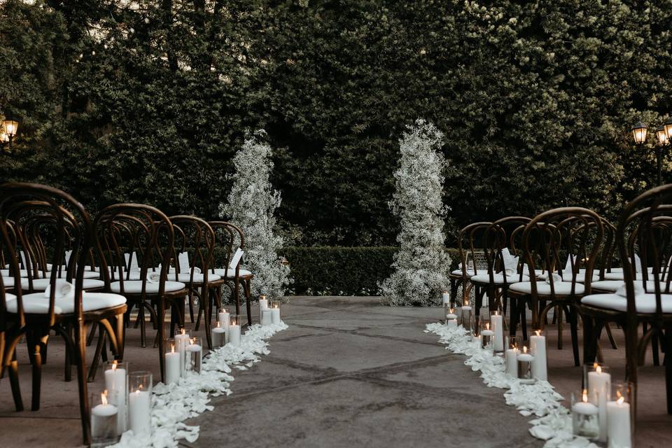 Chic monochromatic wedding