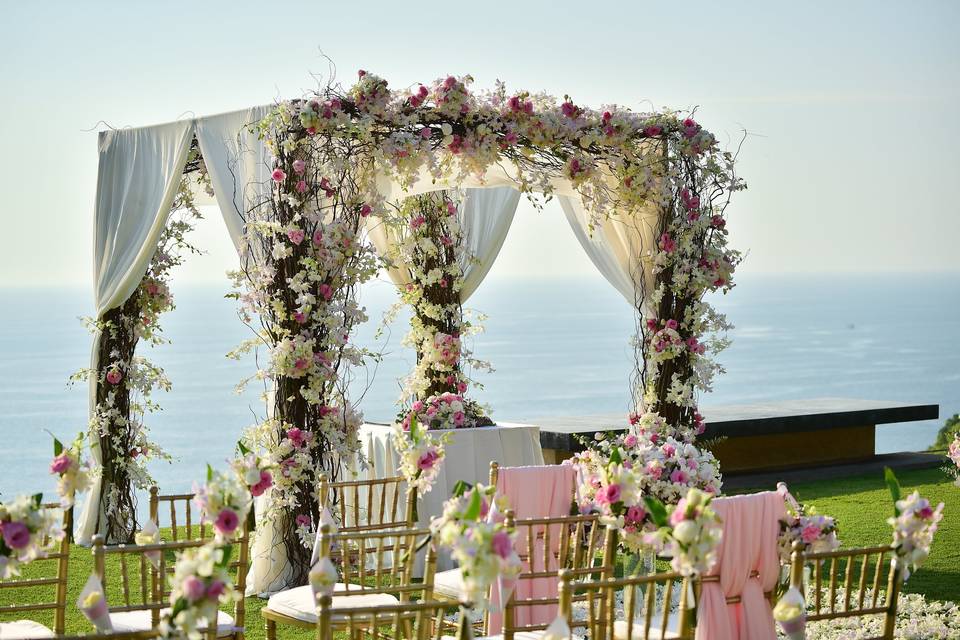 Wedding arch