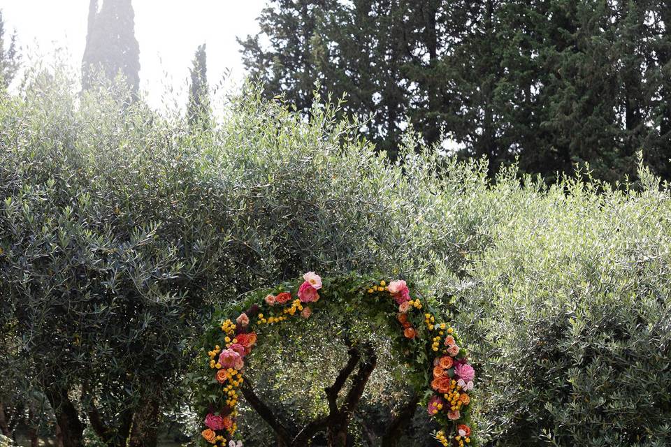 Floral arch for the ceremony