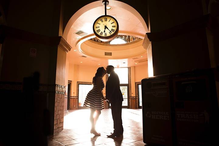 Silhoutte @ the train station