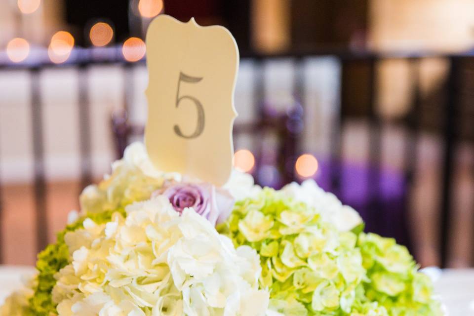 Table centerpiece