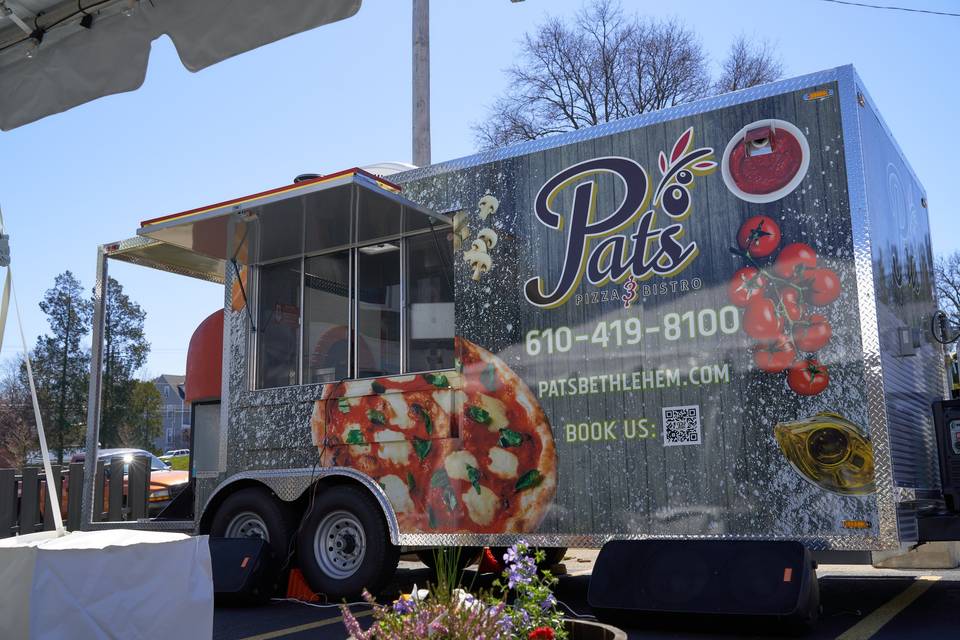 Pat's Pizza Trailer