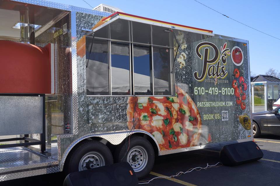 Pat's Pizza Trailer
