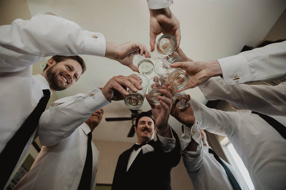 Groomsmen Getting ready