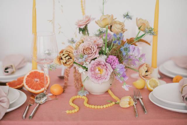 Table arrangement
