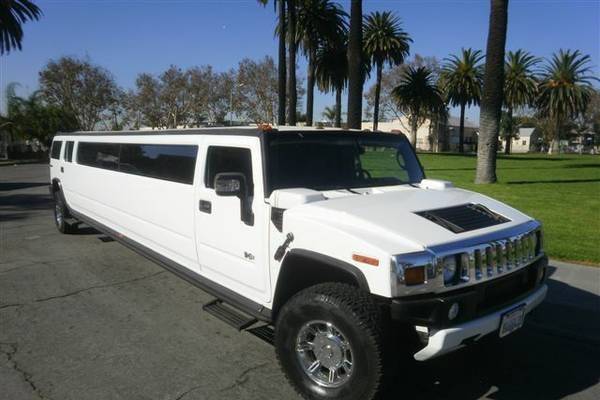 Luxury Wedding Limo of Seattle