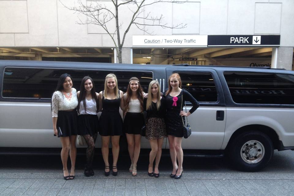Luxury Wedding Limo of Seattle