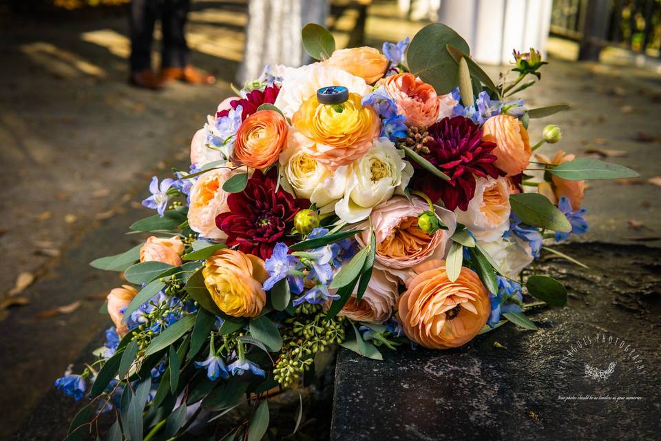 Bouquet with ring