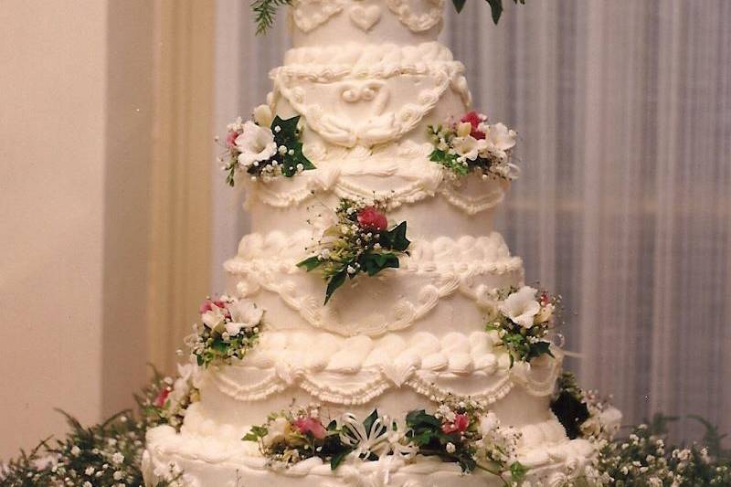 Five tier cake