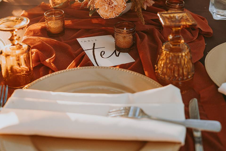 Centerpiece Details