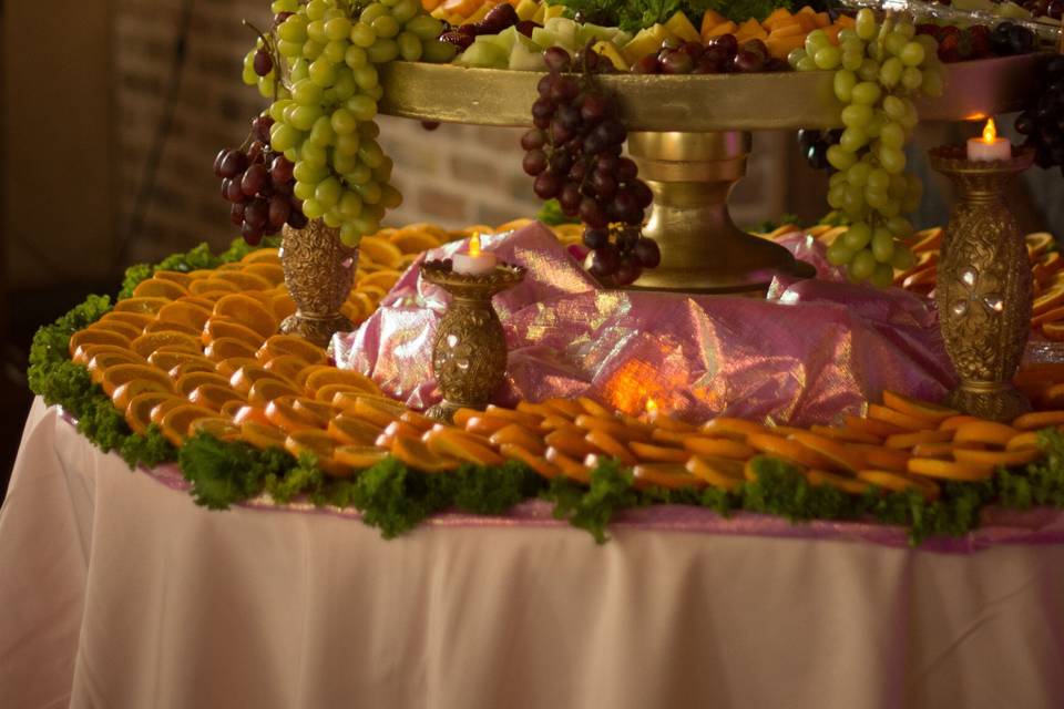 Fruit table