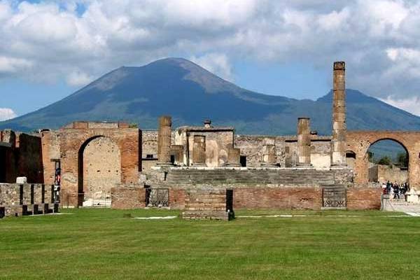 Mediterranean Cruise, Pompeii, Naples, Italy
My Traveling Panda, melissa@mytravelingpanda.com