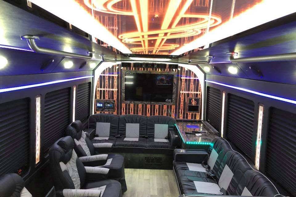 14 luxury  party bus
