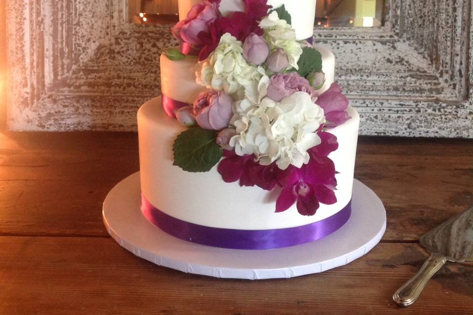 violet cakes