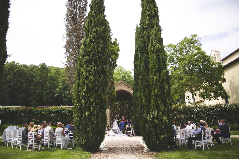 Civil ceremony - rose garden