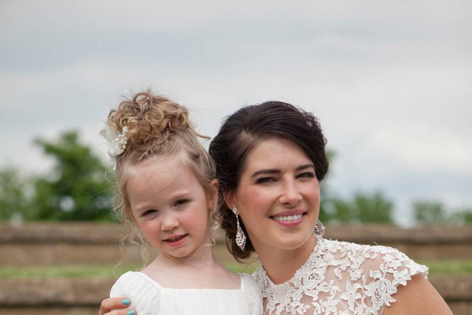 The bride and the flower girl