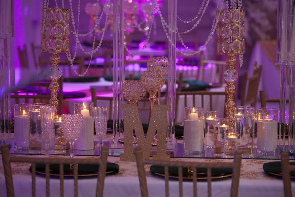 Table set up with flowers quin