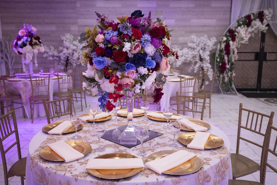 Mesa-principal-decorada-para-e