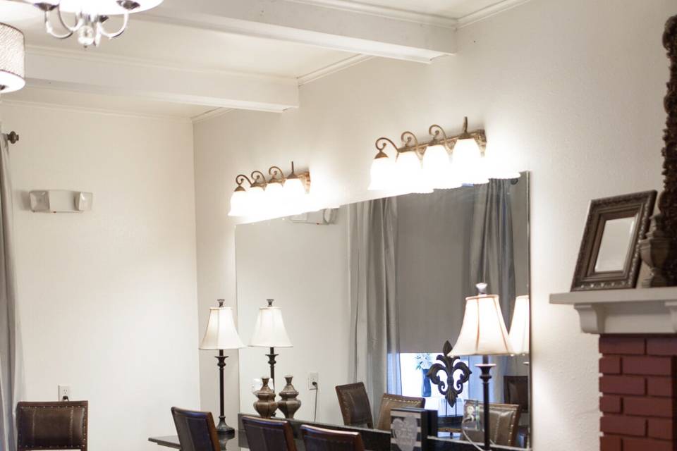 Groom room