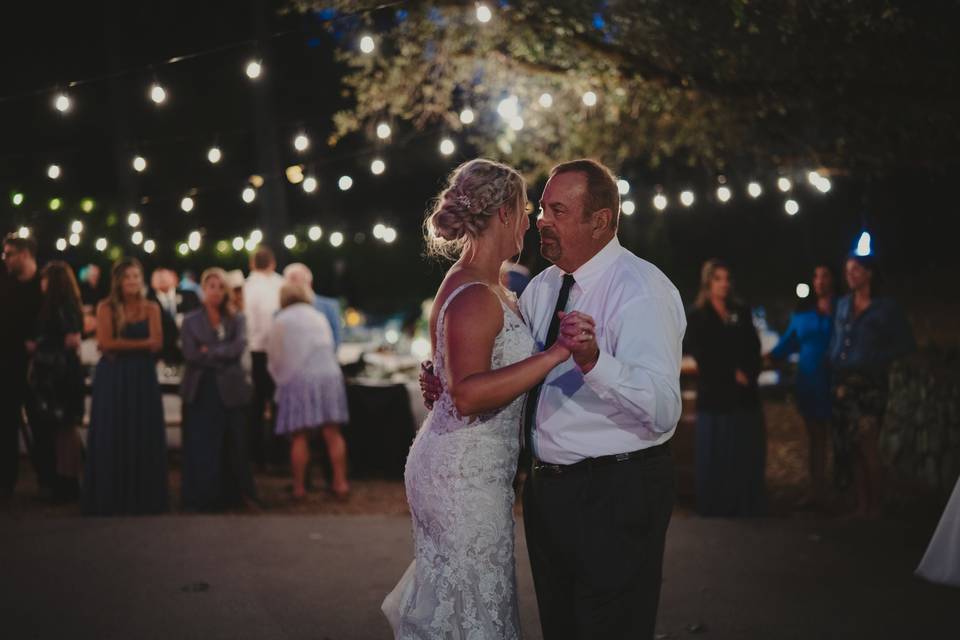 Father daughter dance