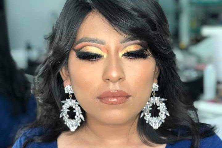 Winged cat eye