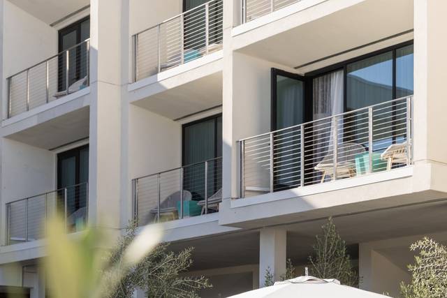 Upper Stories Loungers