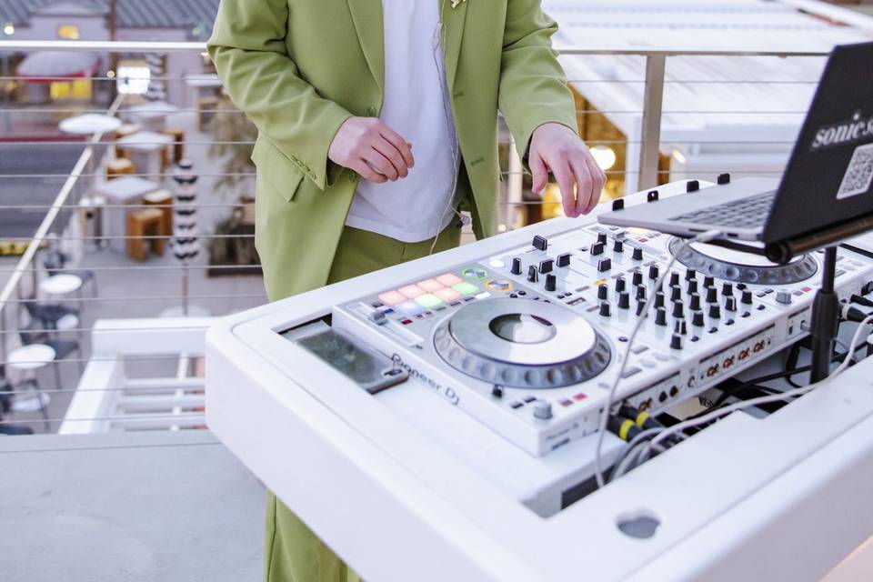 Hardy Suite Dj