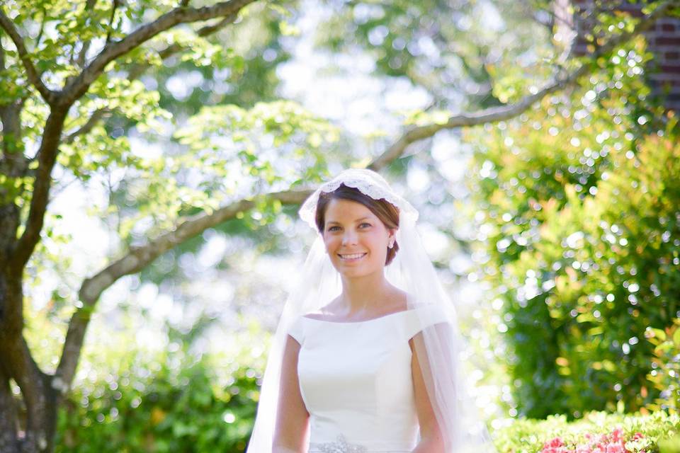 The Burgwin-Wright House gardens offer brides a multitude of beautiful backdrops for portrait photography.