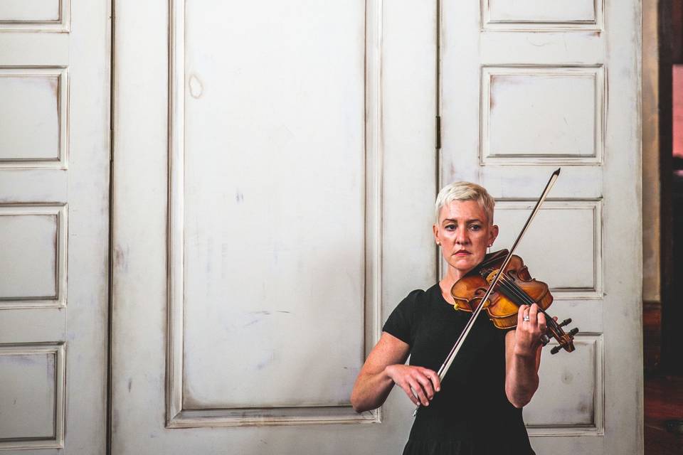 Wedding Violinist, Maura Kropke