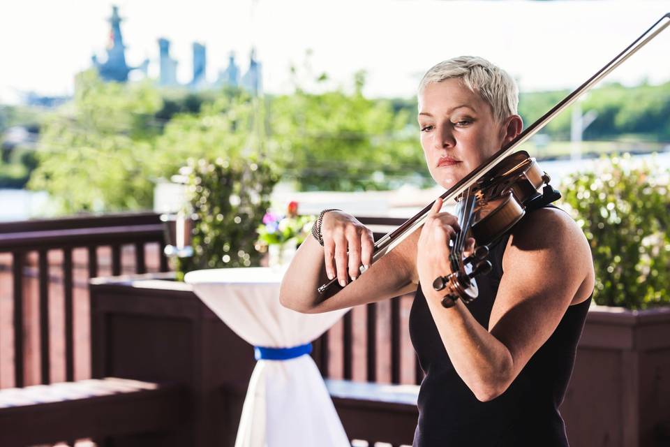 Wedding Violinist, Maura Kropke