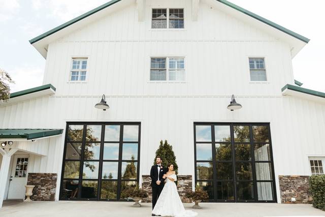 Walnut Hill Farm Wedding