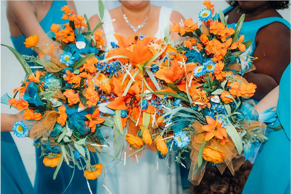Turquoise + orange flowers