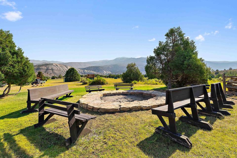 Fire pit