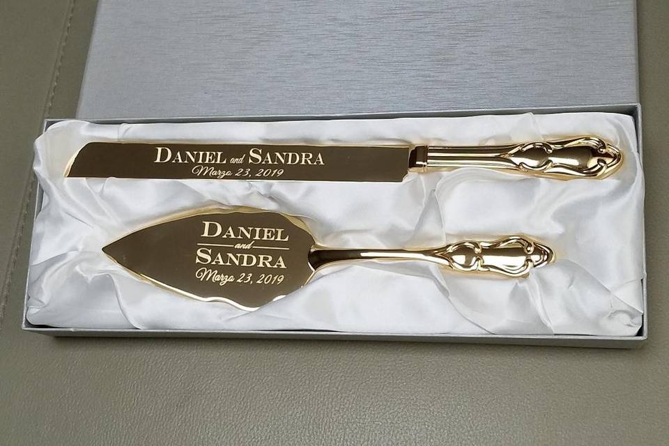 Engraved Cake Server and Knife