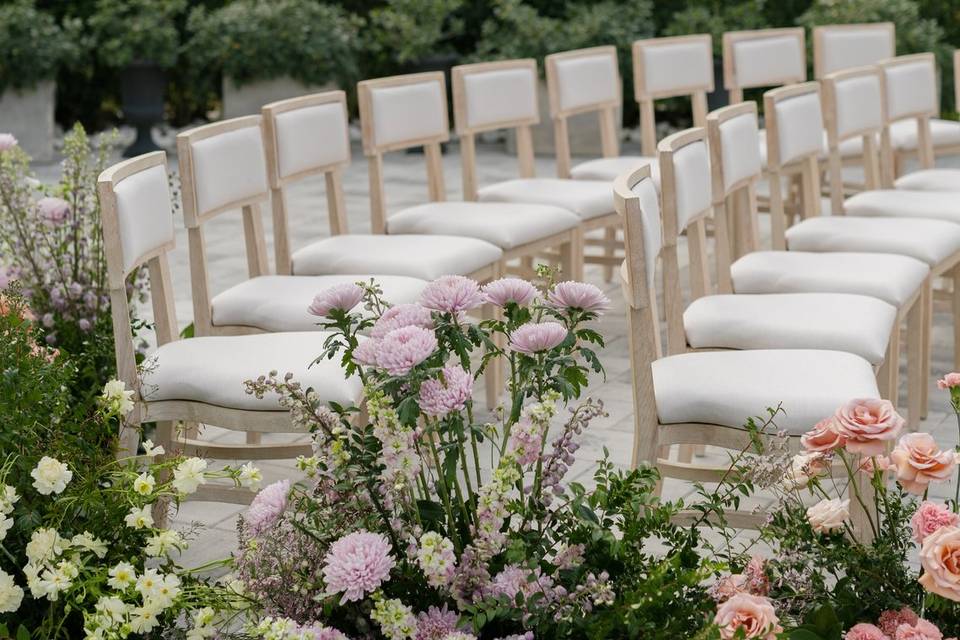 Tess chair