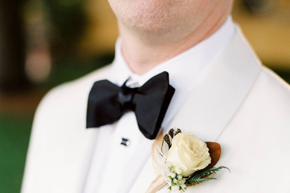 Classic Boutonniere Style