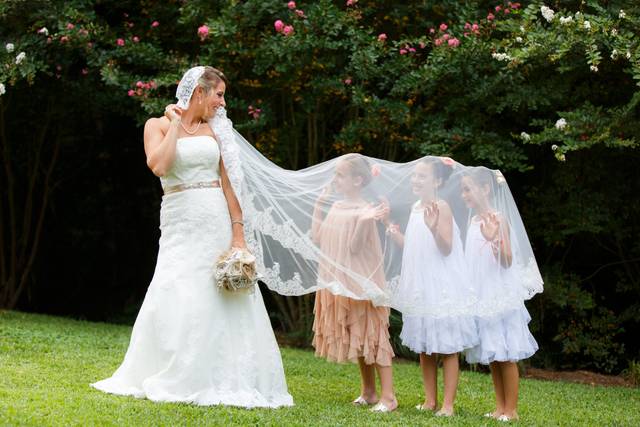 Bride and flowergirls