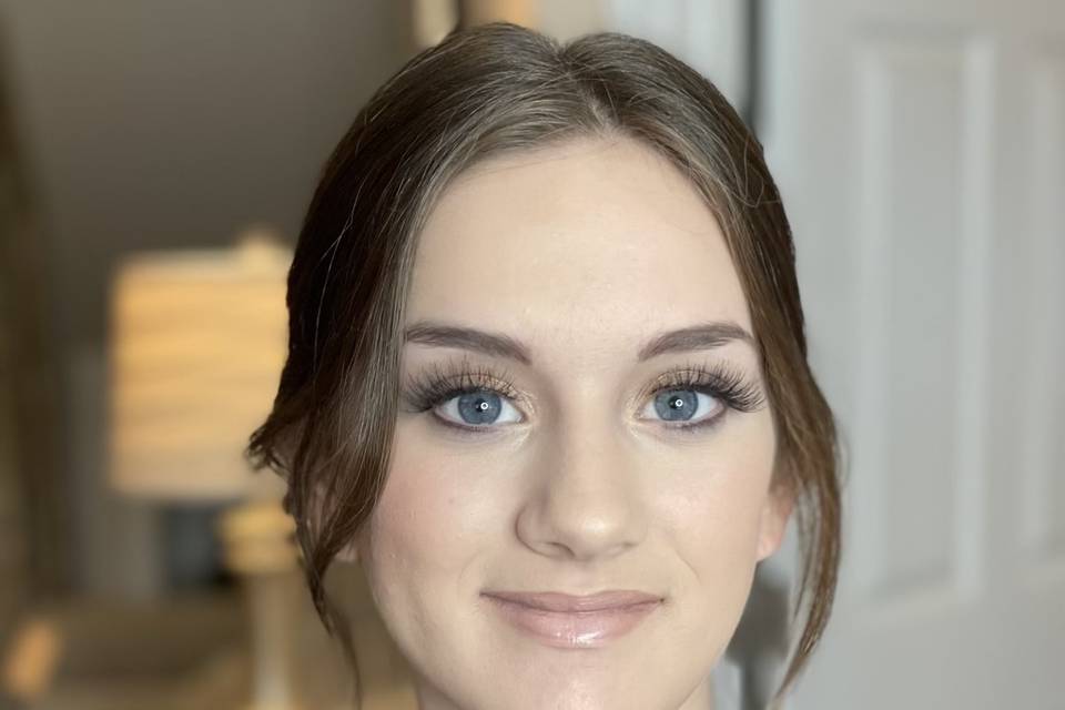 Bridesmaid makeup