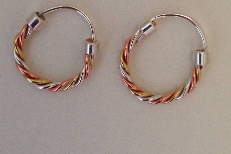 18k gold-braided earrings