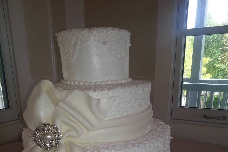 Artistic Cakes by Linda