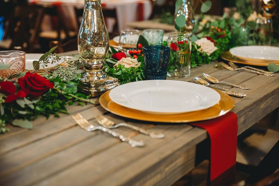 Table setting decor