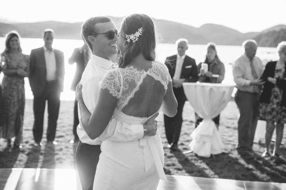 Dancing al fresco at The Lodge