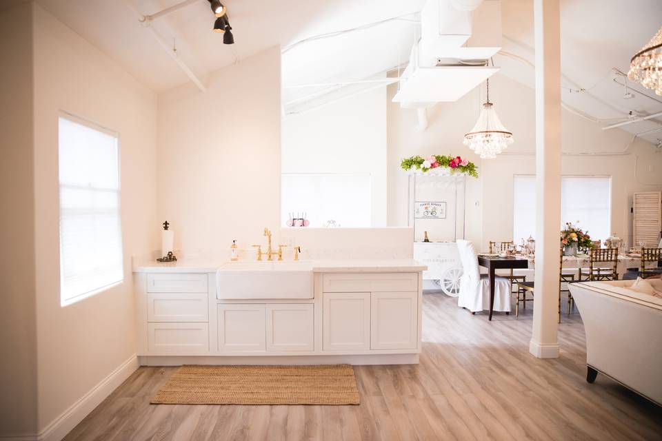 Petite Kitchen