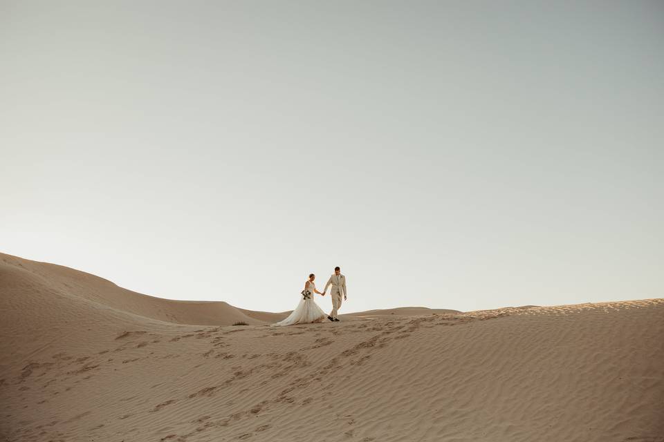 Sand Dunes Wedding in Utah.