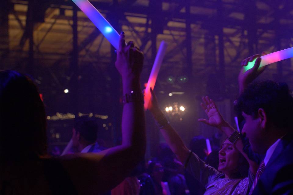 As if the light show wasn't already killing it, they bust out light sticks. Light saber battles for the kids!